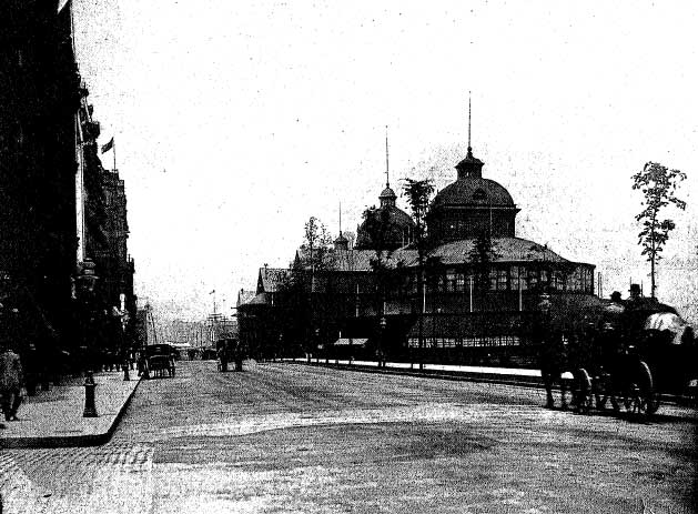 The Chicago Interstate Industrial Exposition
